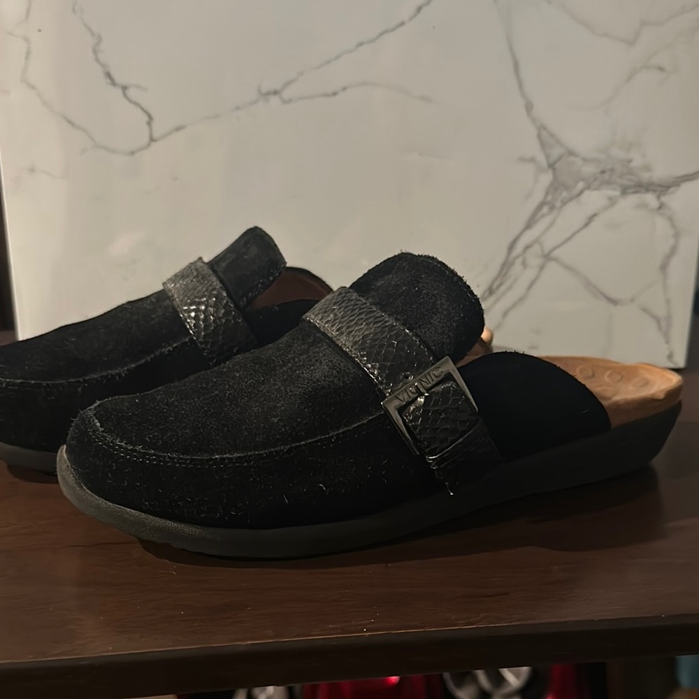 Vionic Black Suede Clog